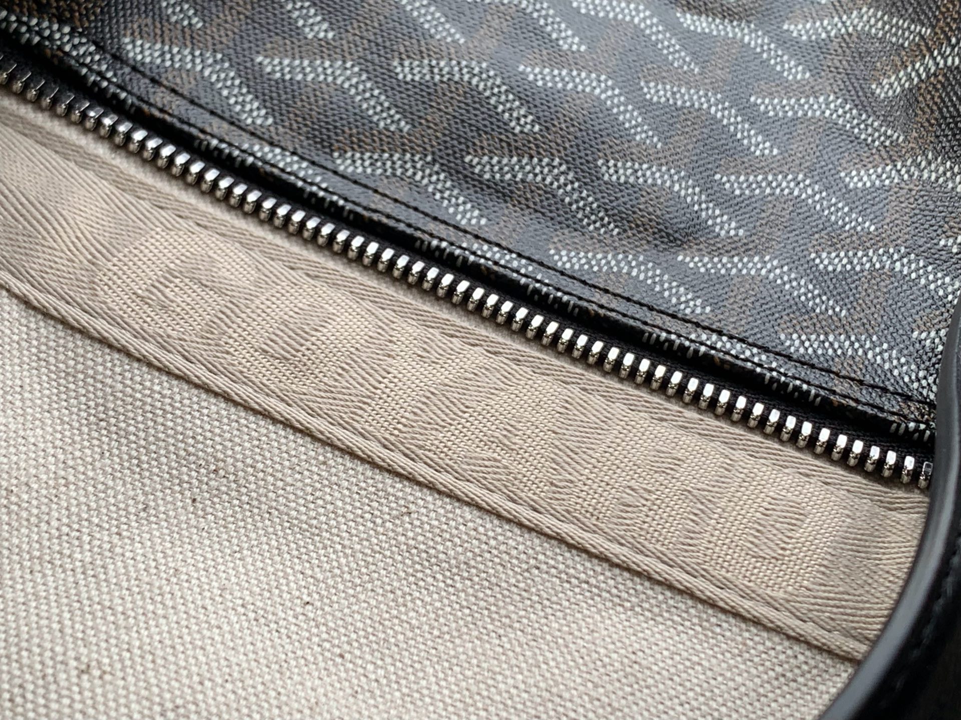 Goya Bag