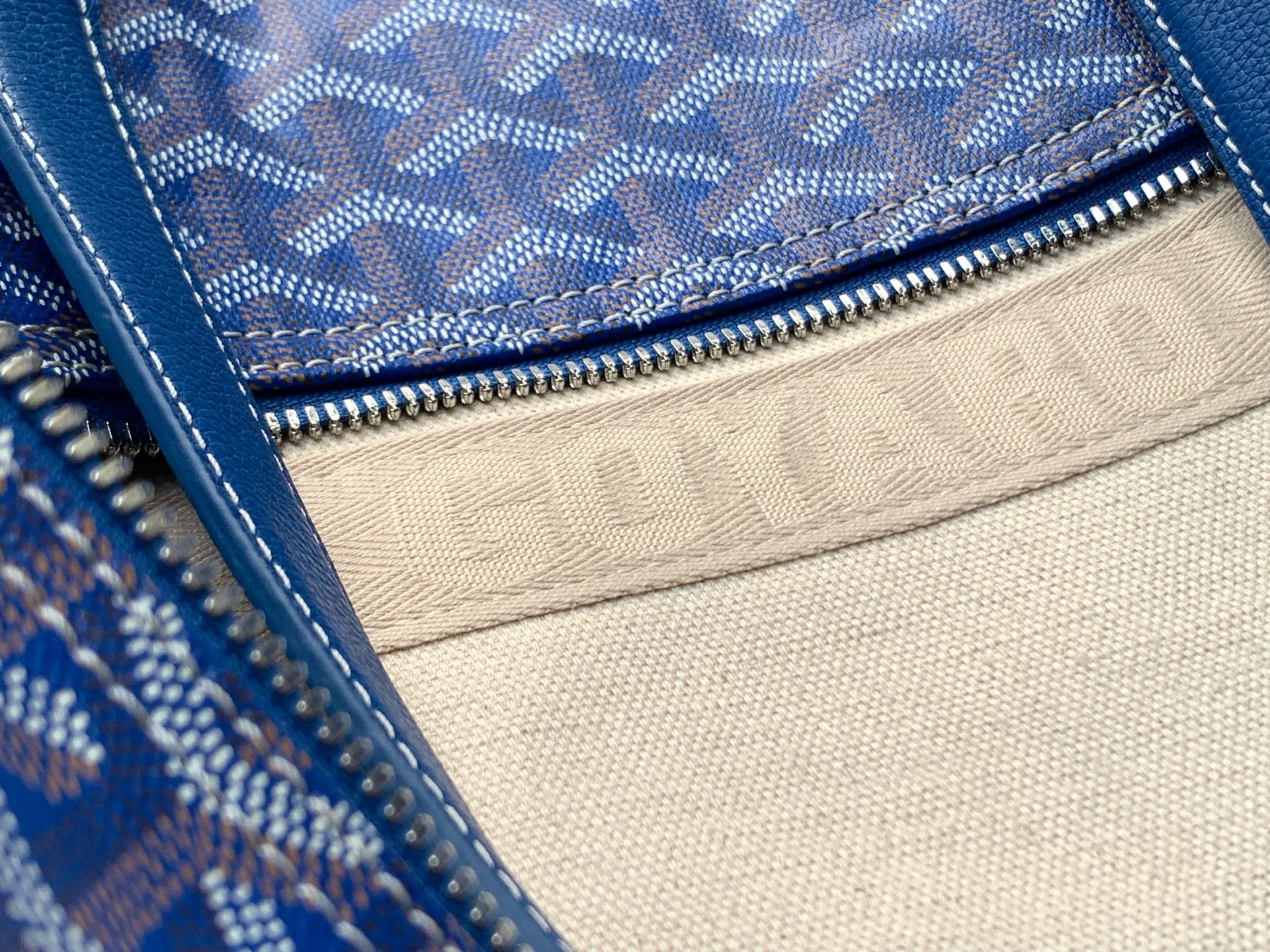 Goya Bag