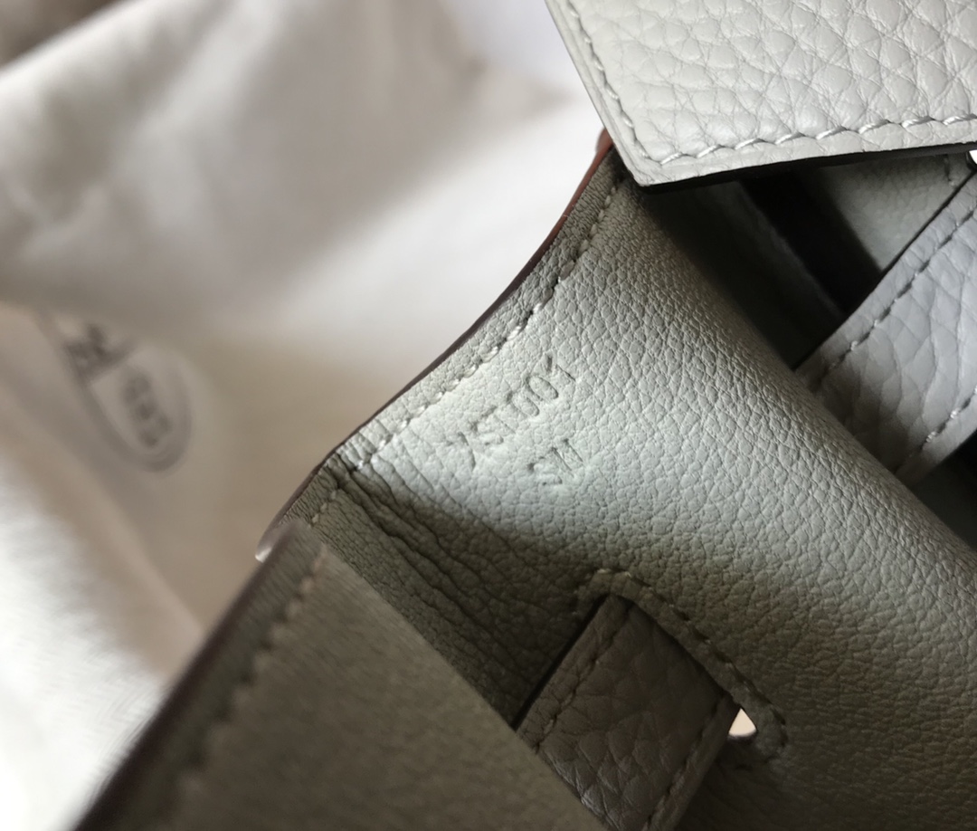 Hermès