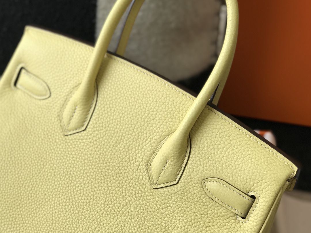 Hermès