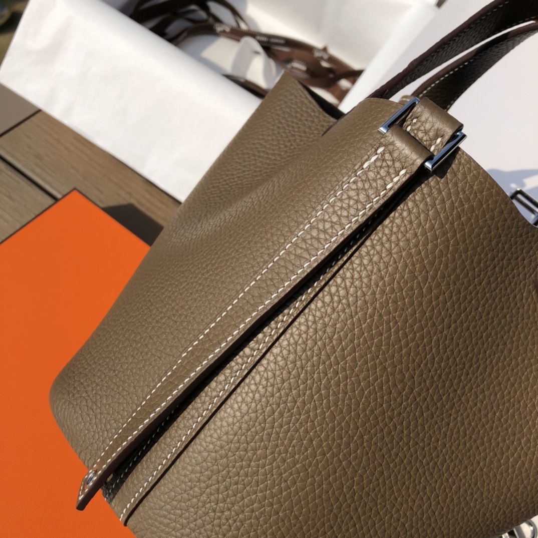 Hermès Bag
