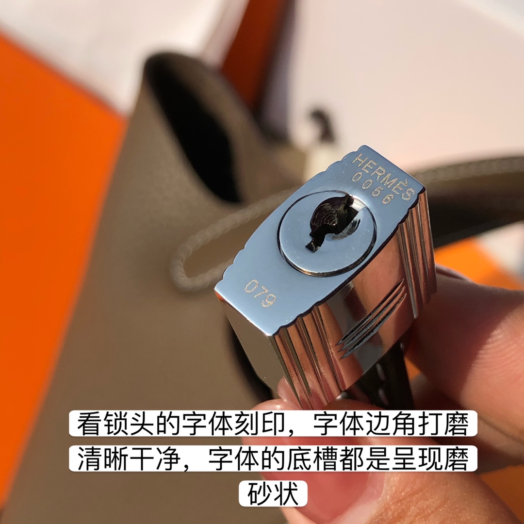 Hermès Bag