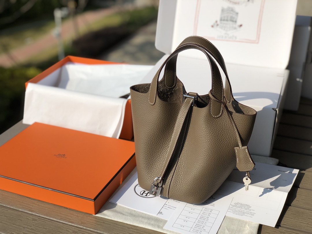 Hermès Bag