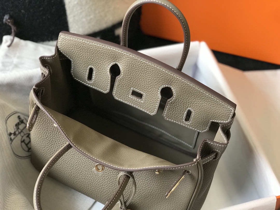 Hermès