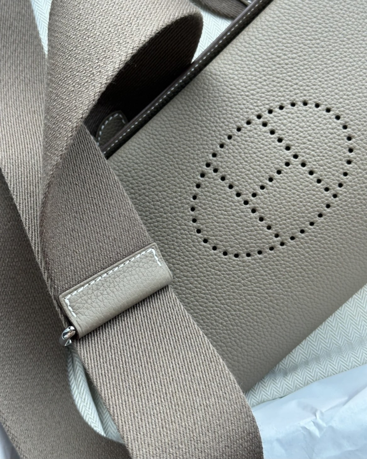 Hermès