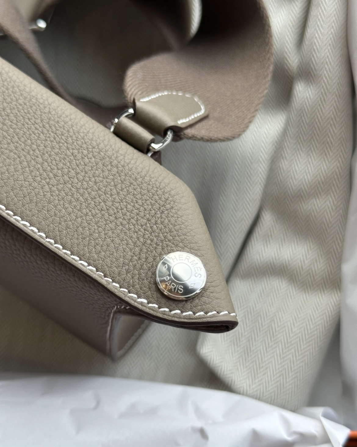 Hermès