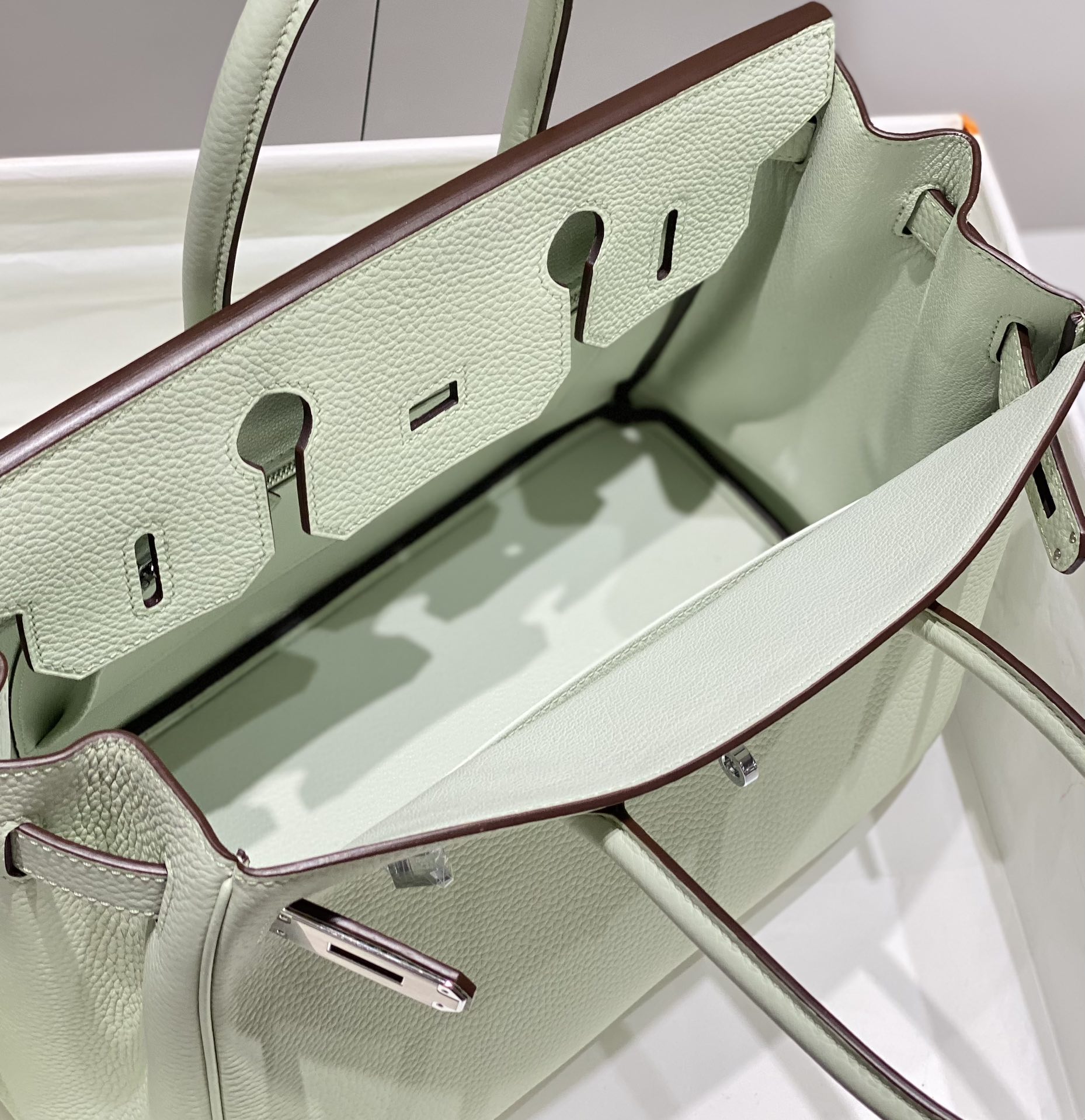 Hermès