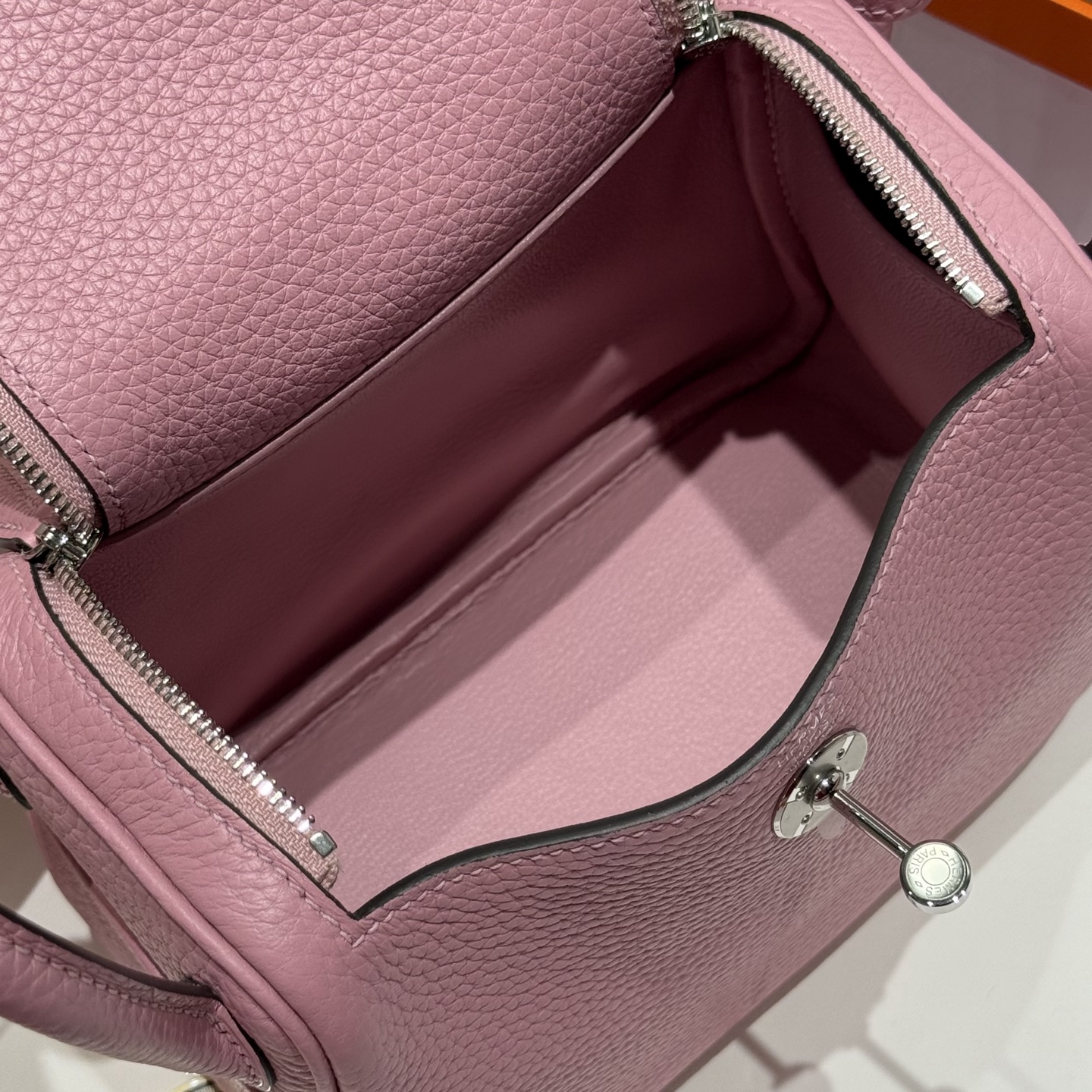 Hermès