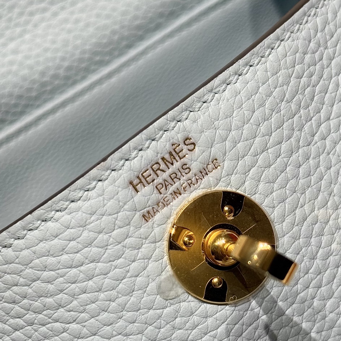 Hermès