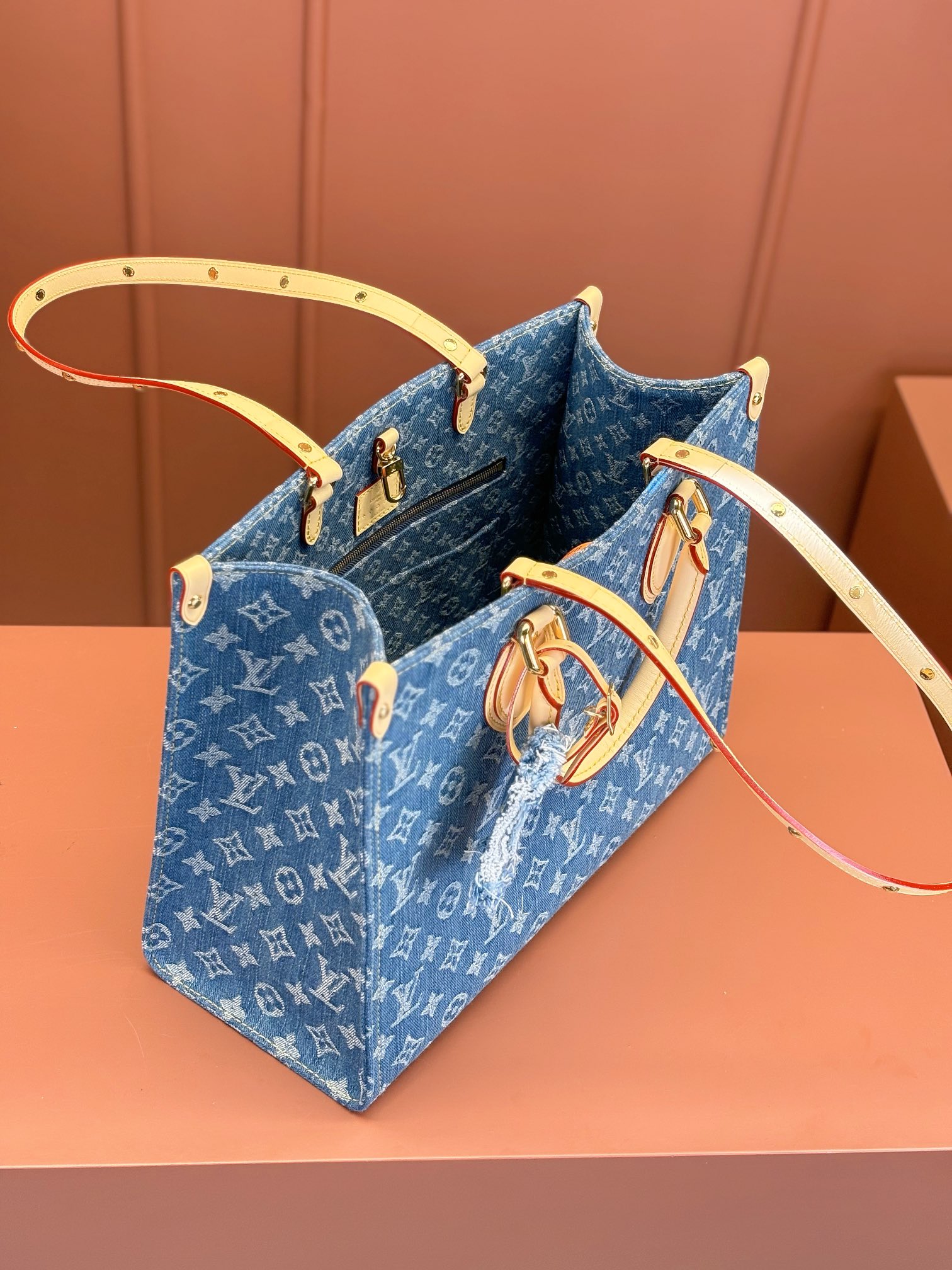 LV Bag