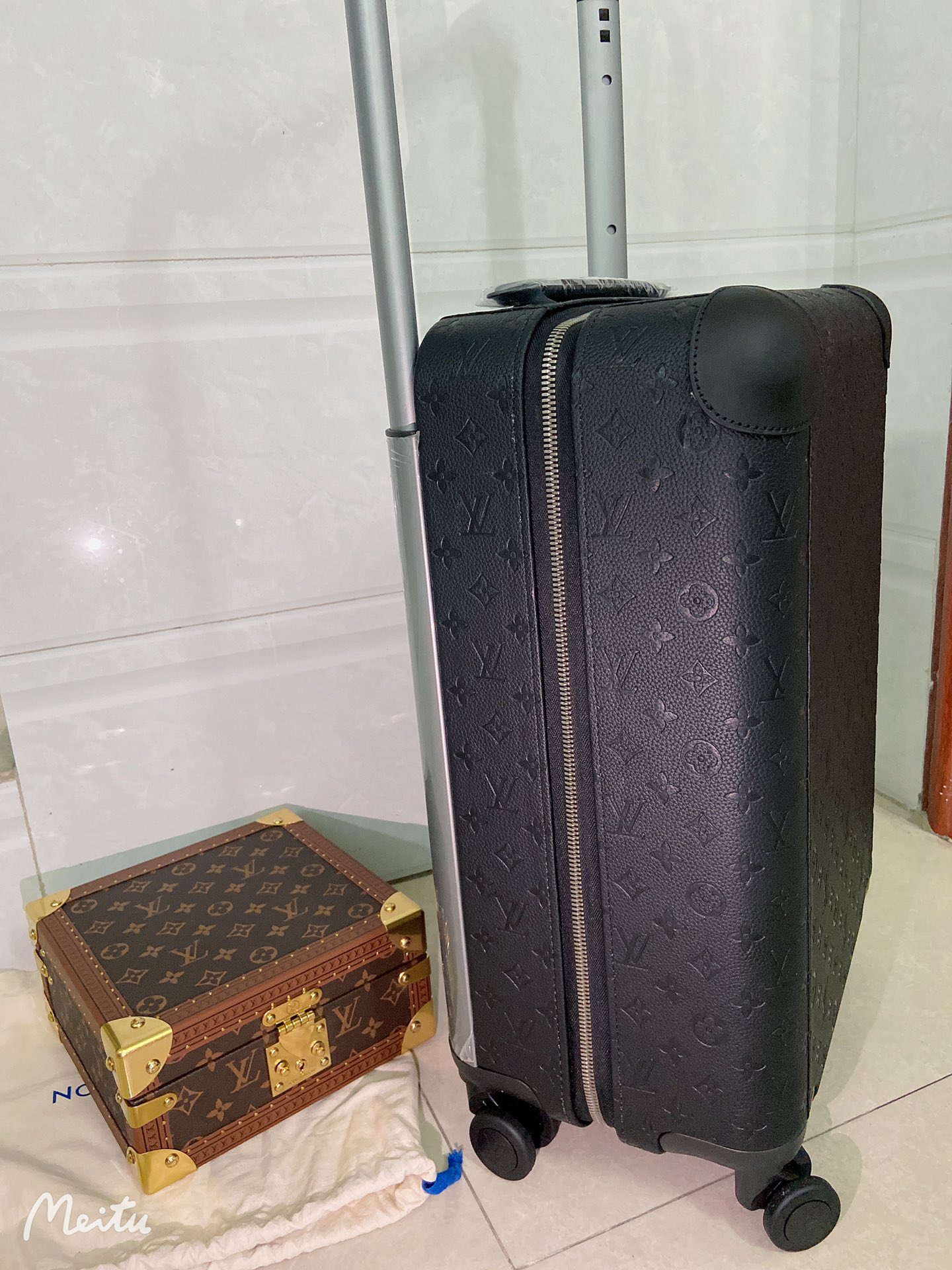 Luggage Bag