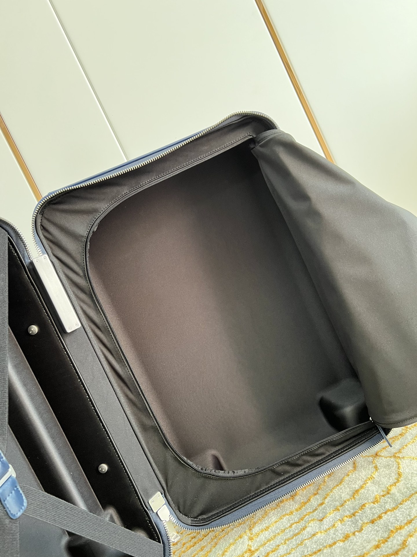 Luggage Bag