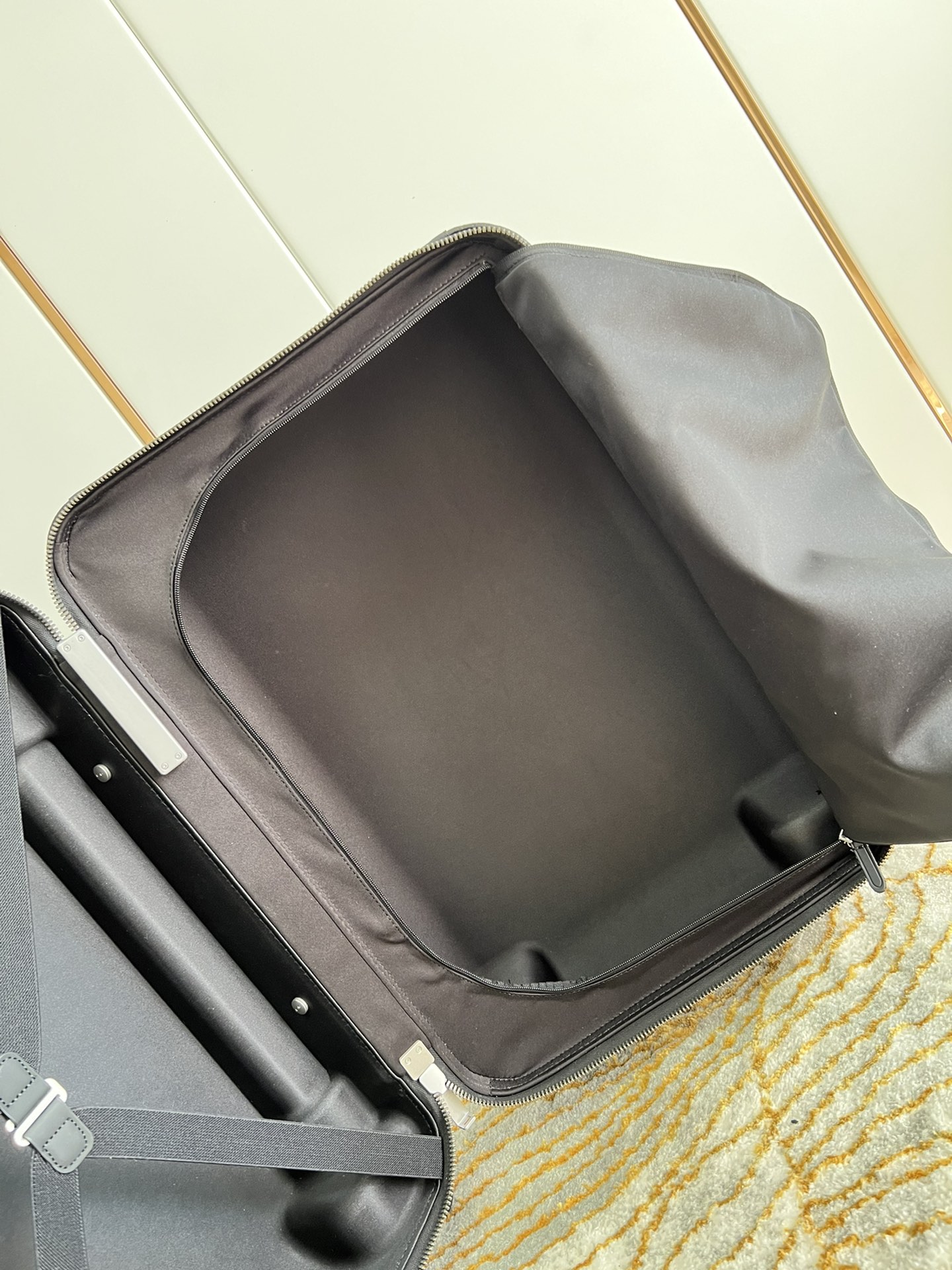 Luggage Bag
