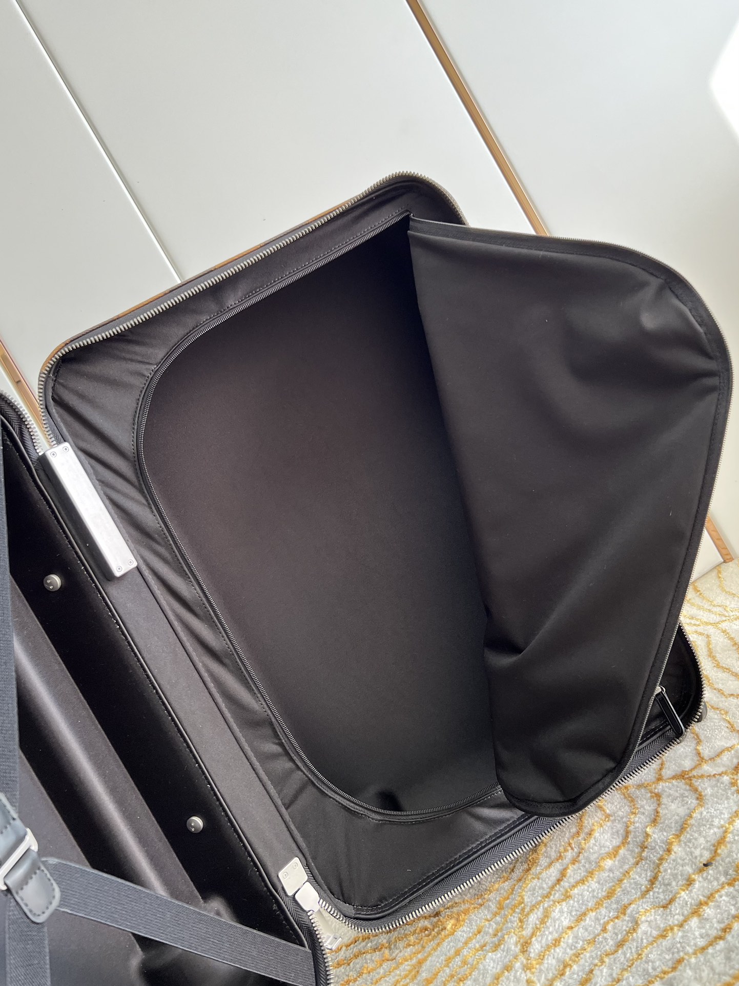 Luggage Bag