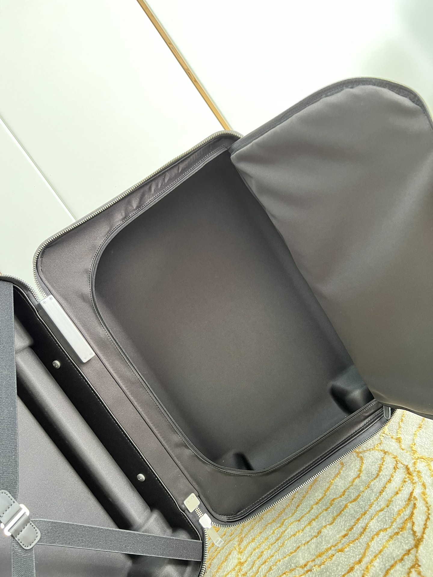 Luggage Bag