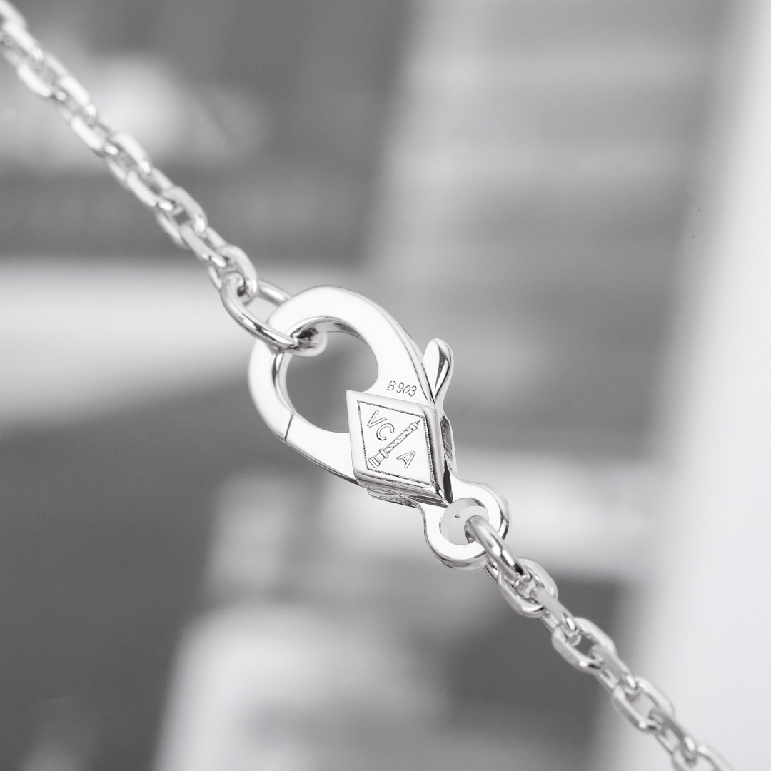 Bracelet Jewelry