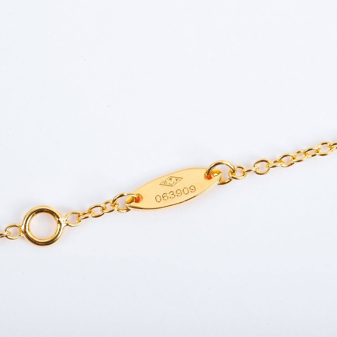 Bracelet Jewelry