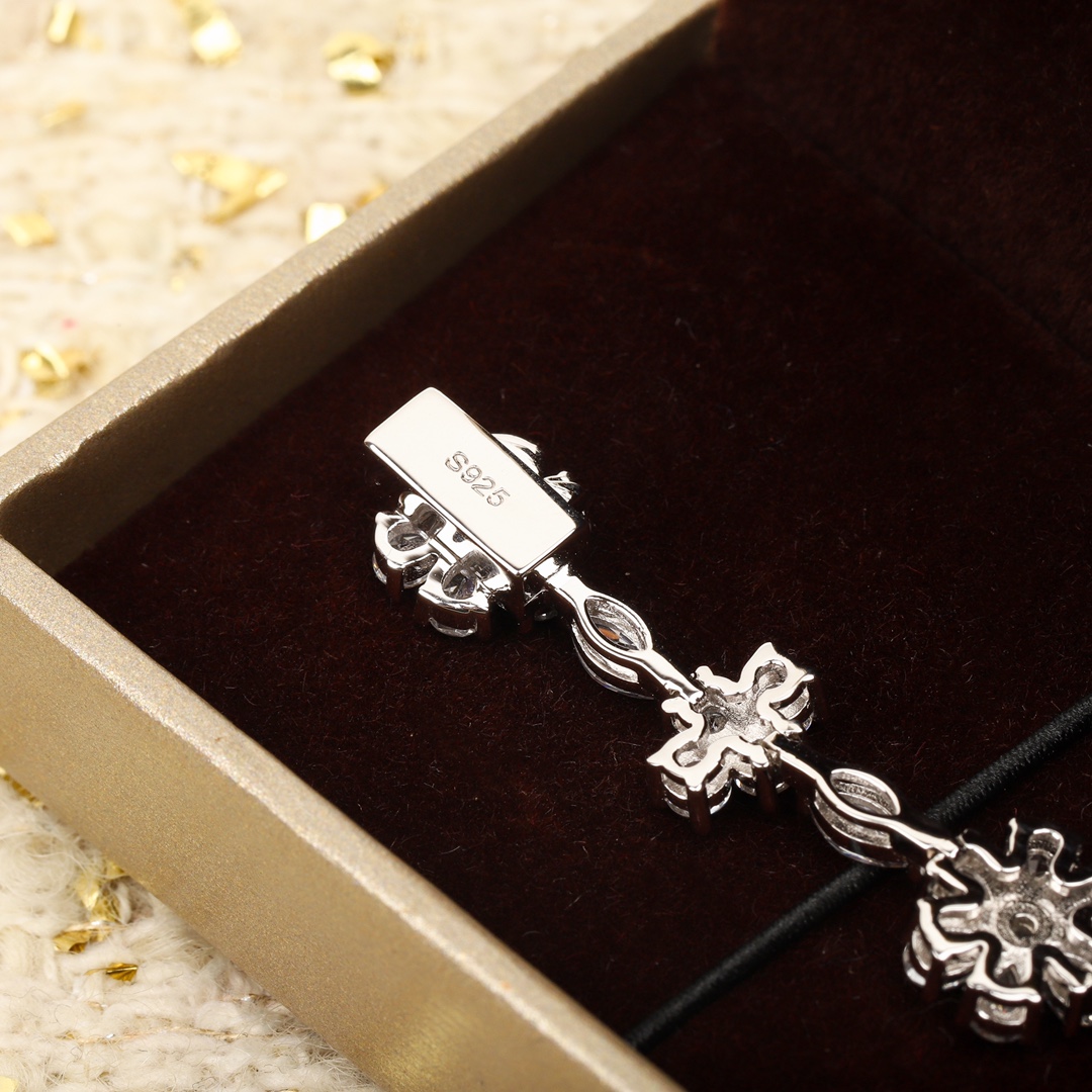 Bracelet Jewelry