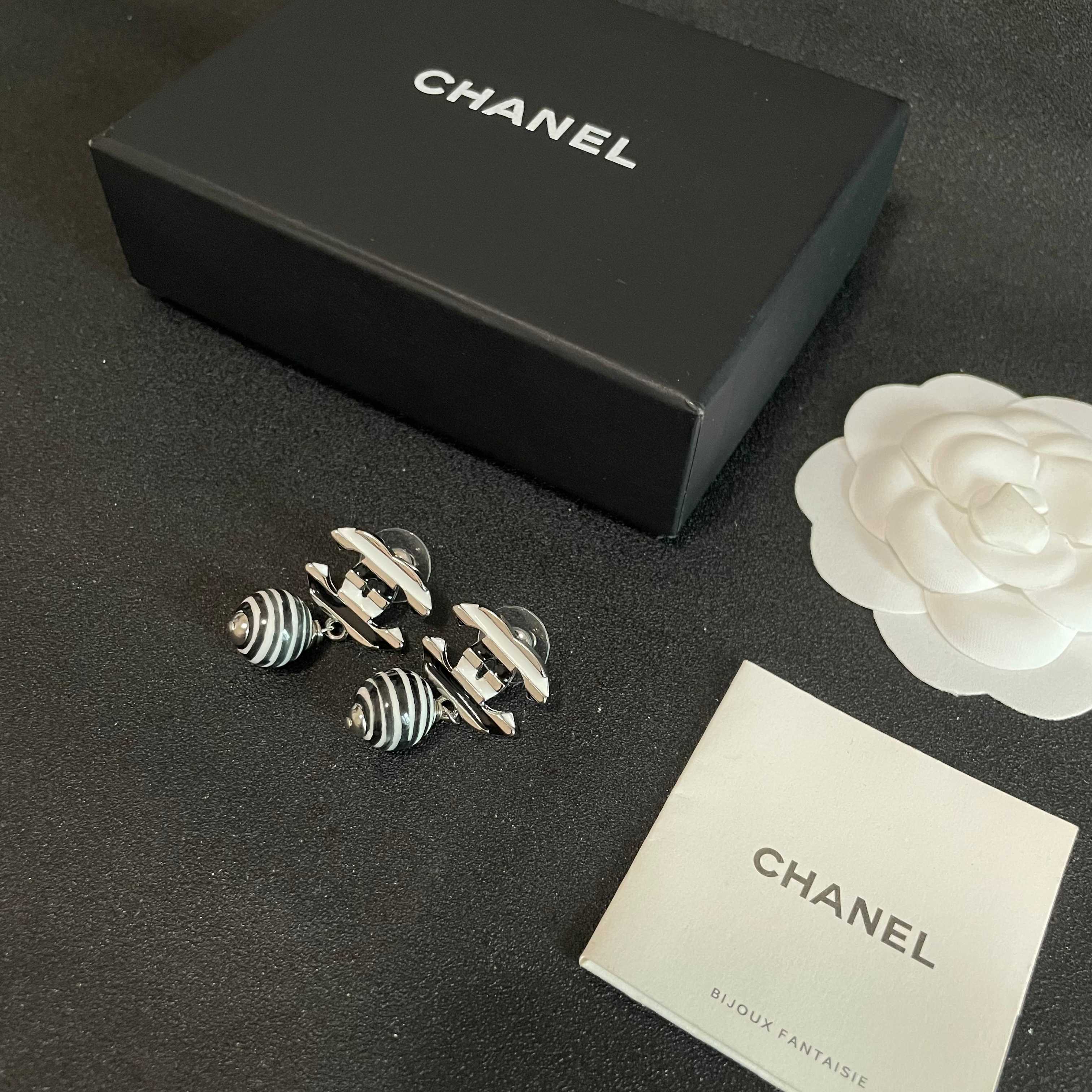 Earrings Jewelry