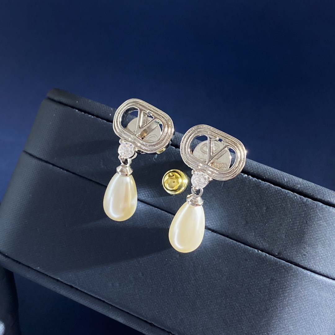 Earrings Jewelry
