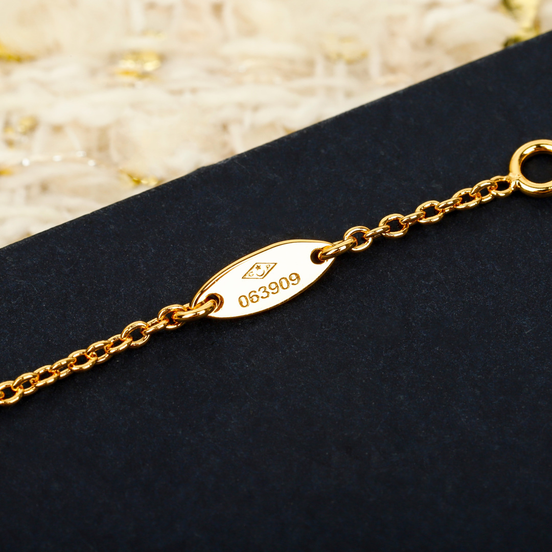 Necklace Jewelry