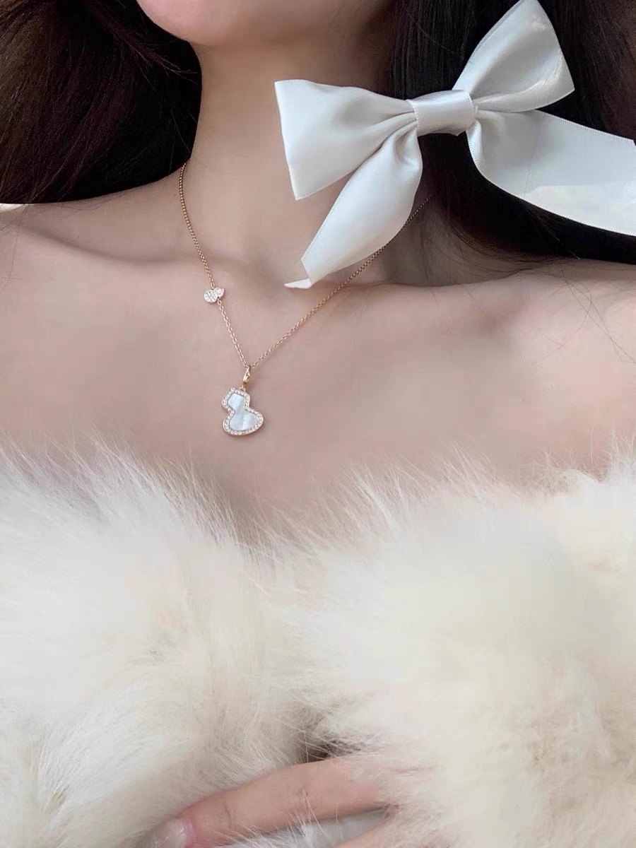 Necklace Jewelry