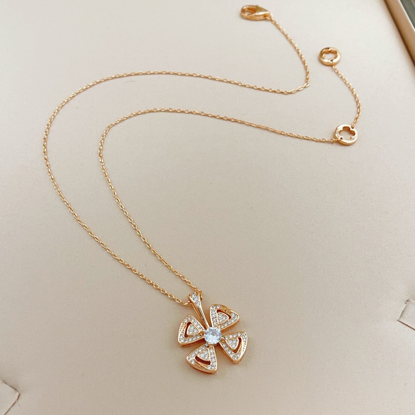 Necklace Jewelry