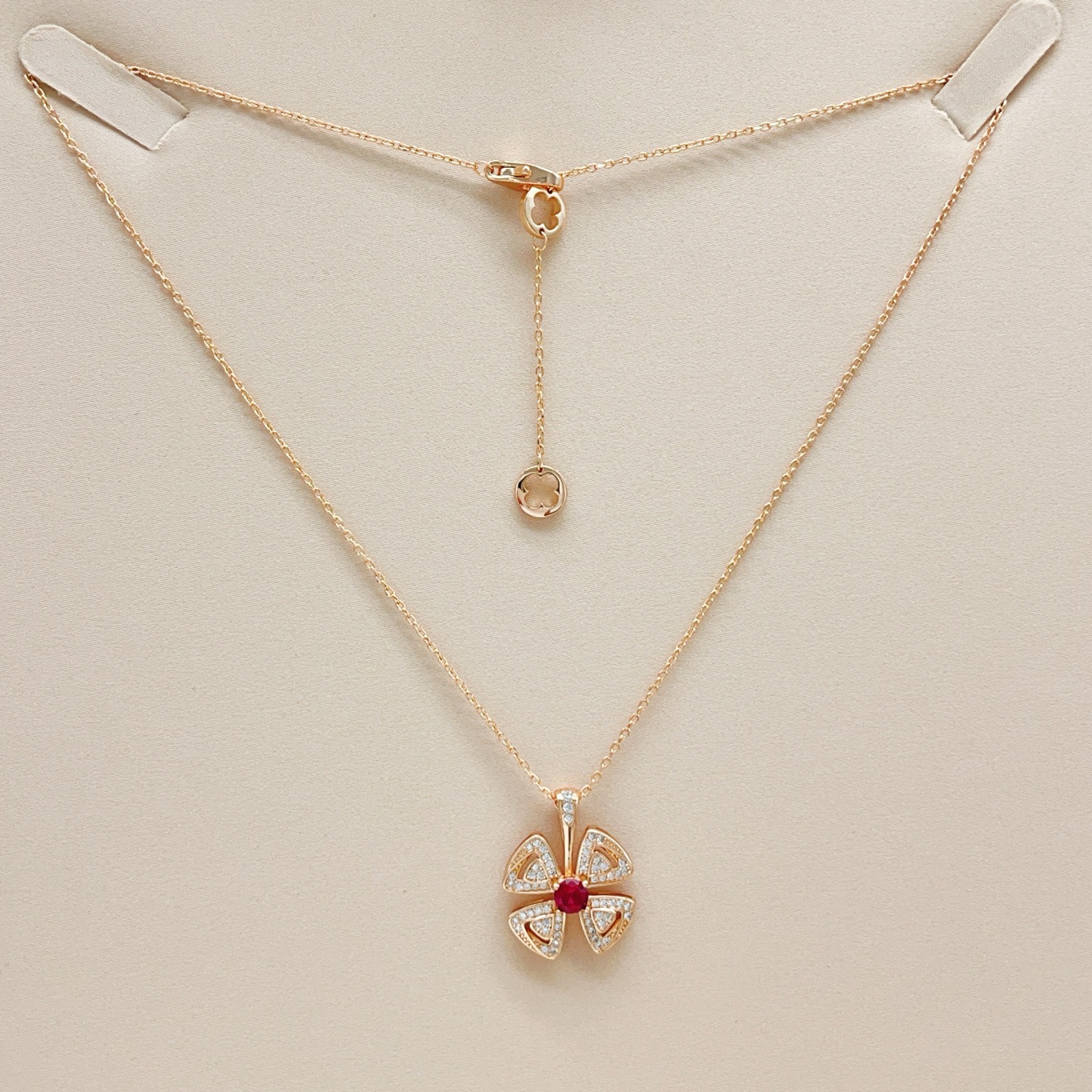 Necklace Jewelry