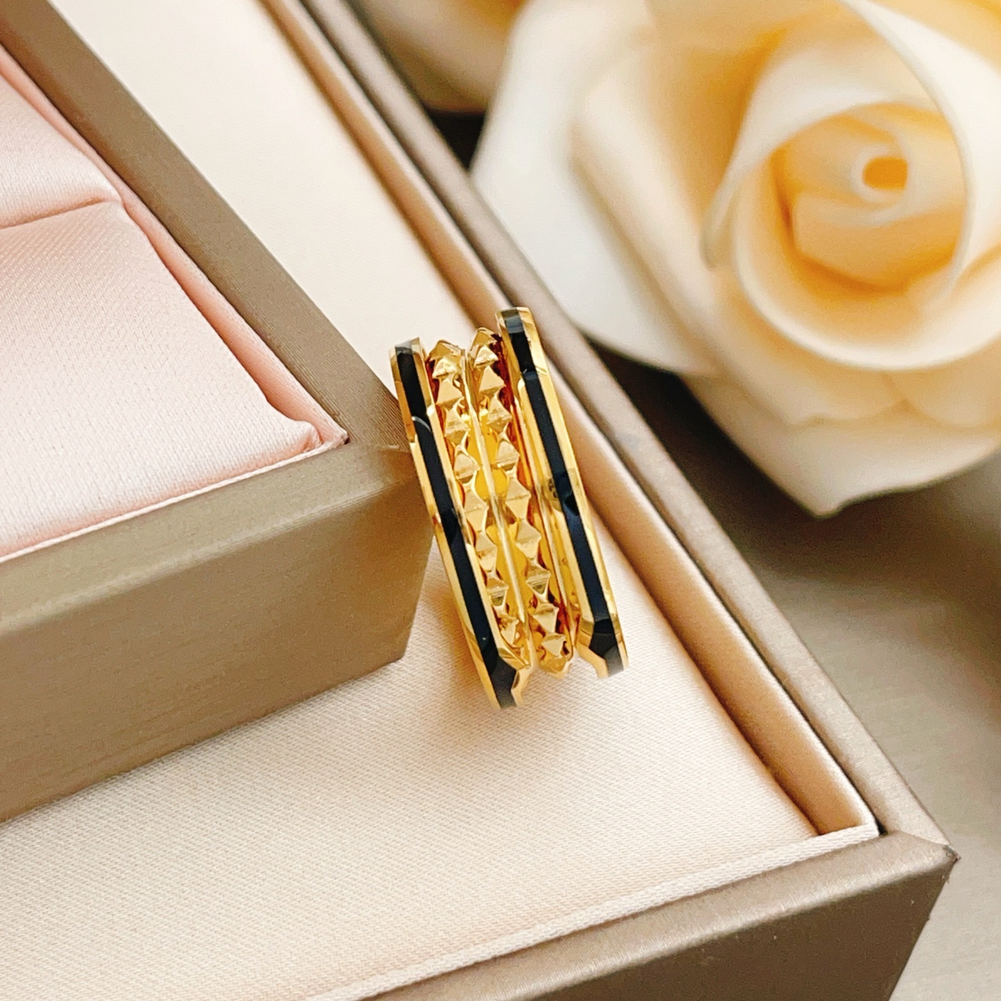 Ring Jewelry