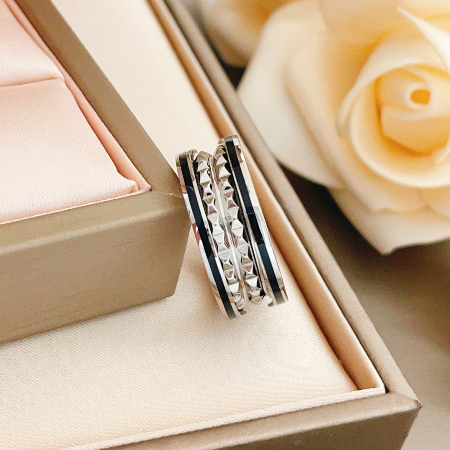 Ring Jewelry