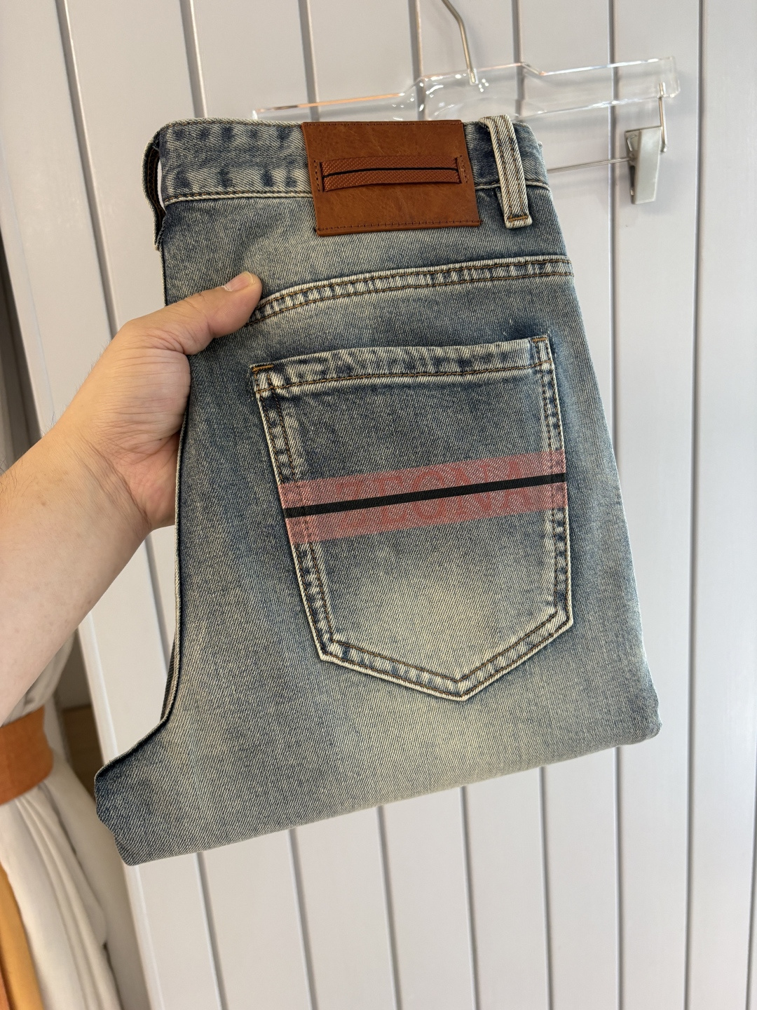 Jeans