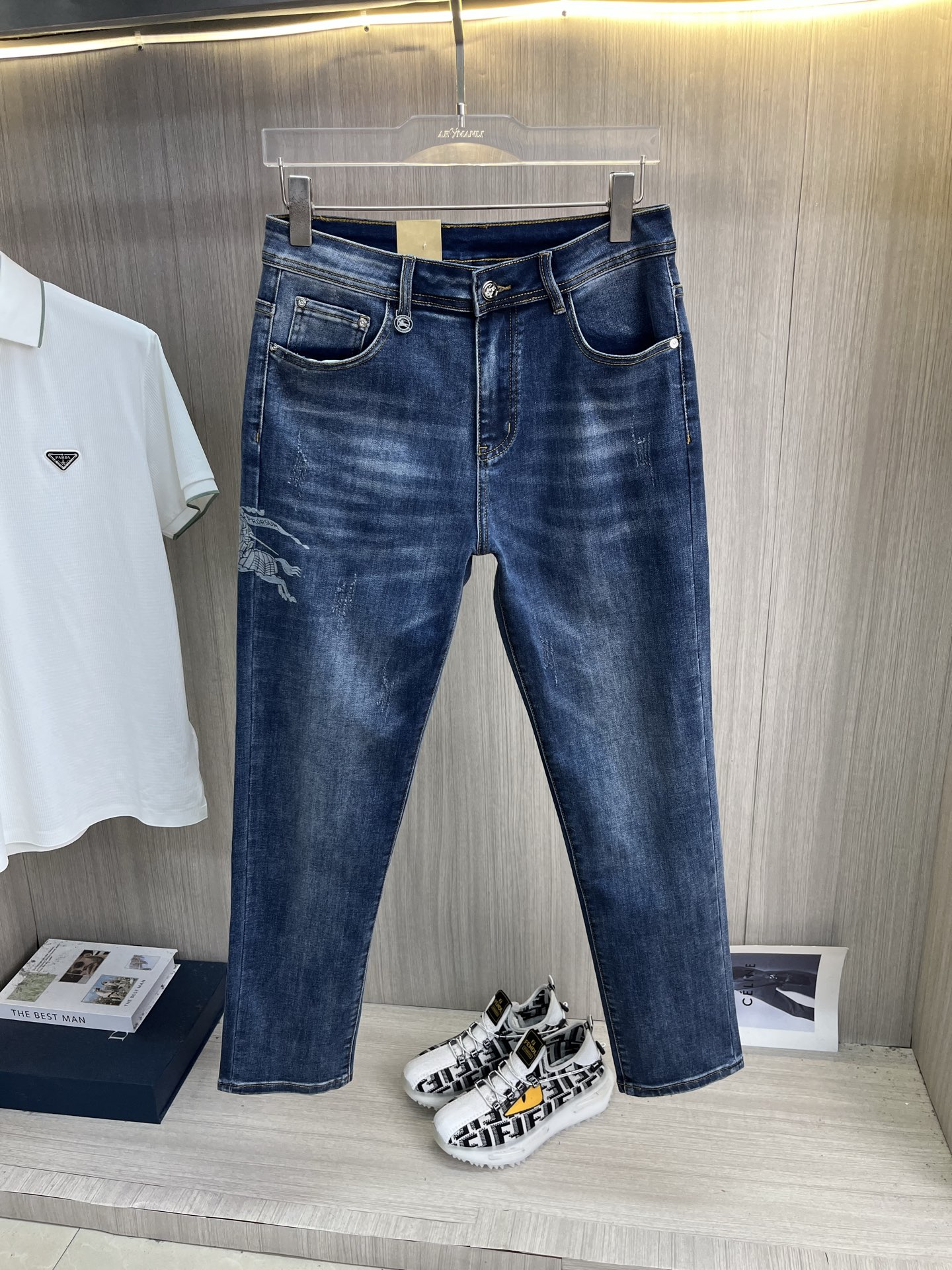 Jeans