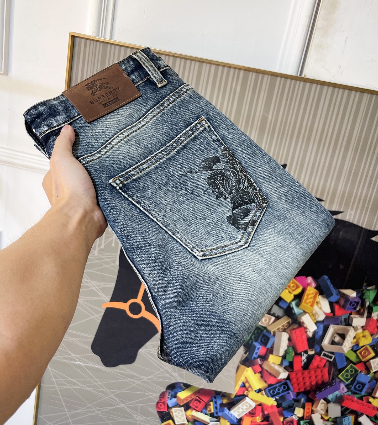 Jeans