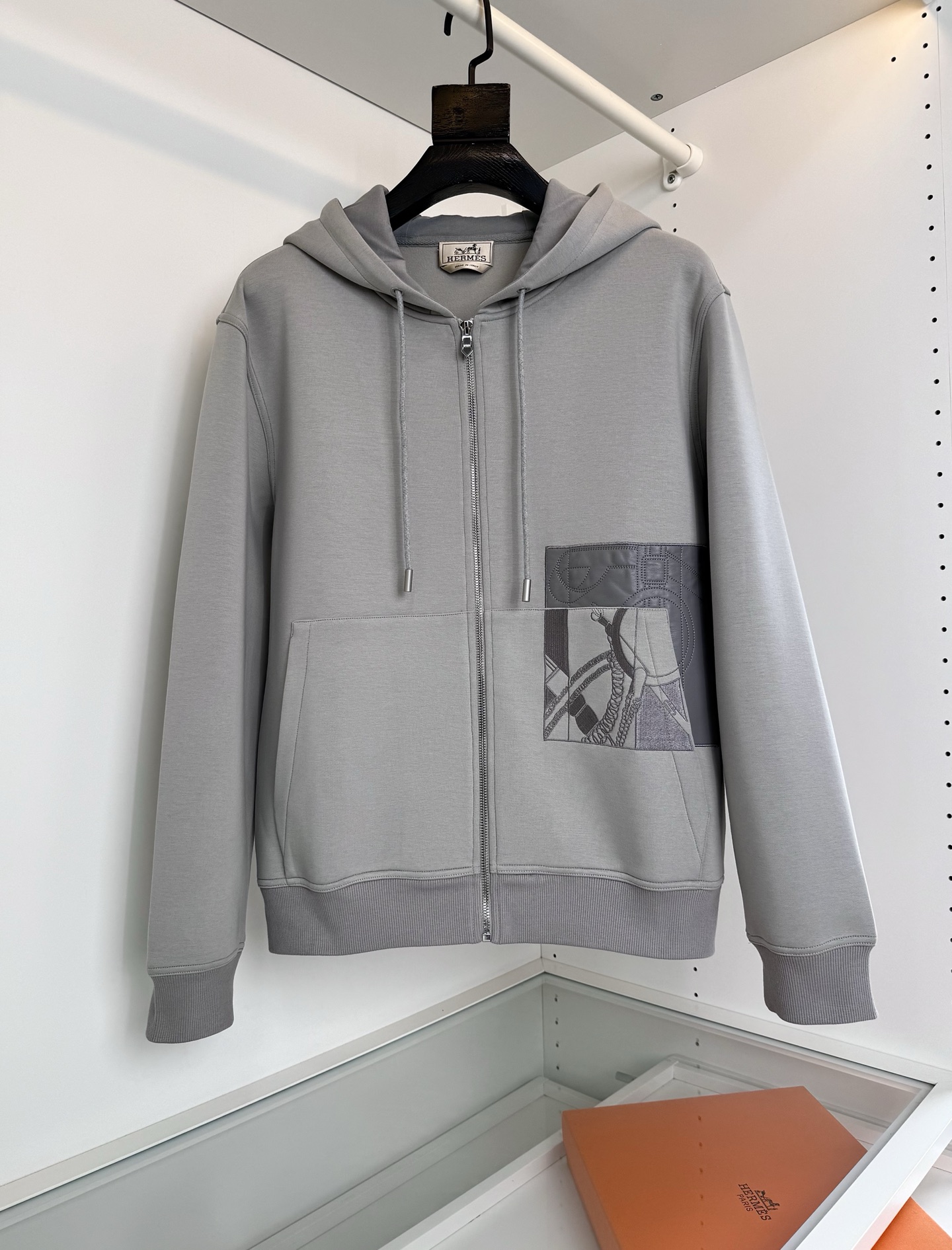 pullover
