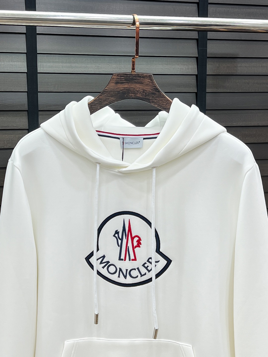 pullover
