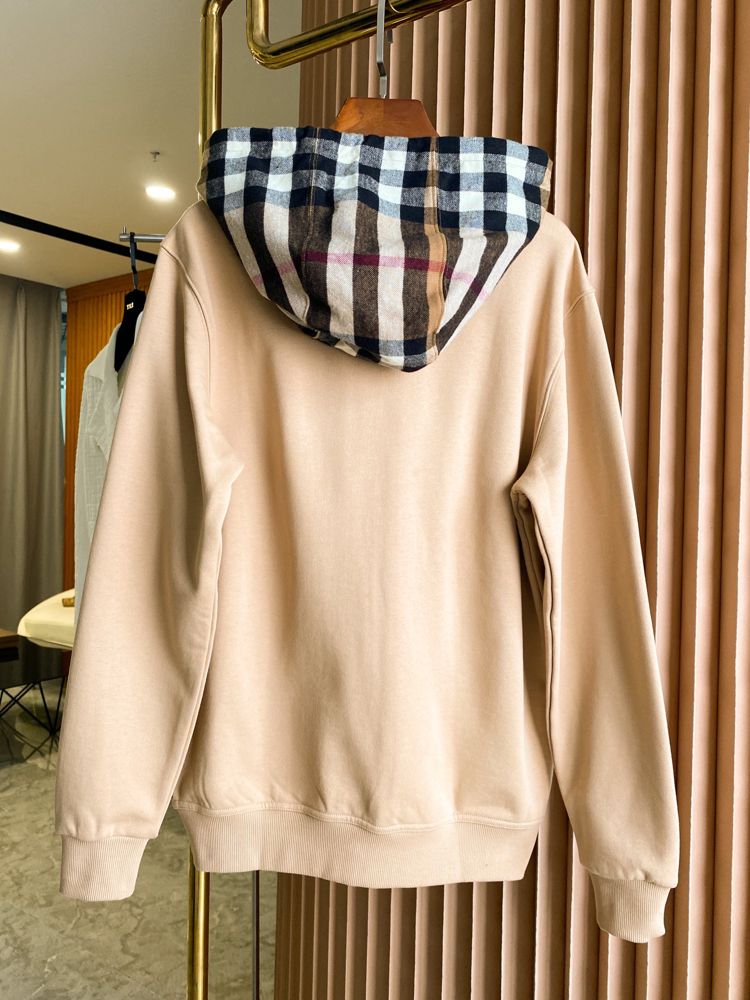 pullover