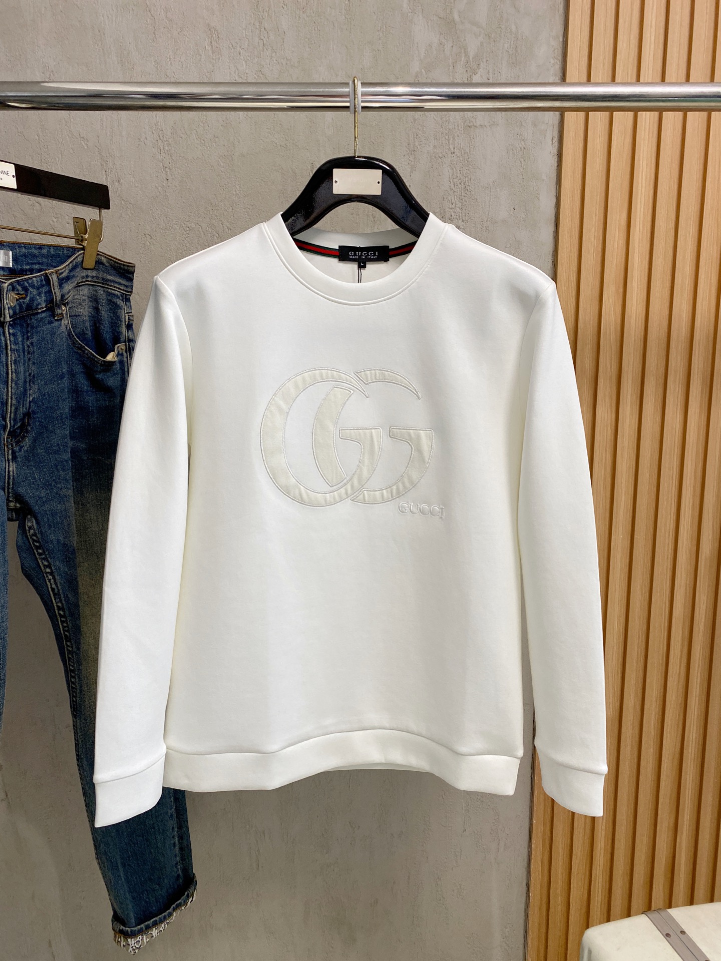 pullover