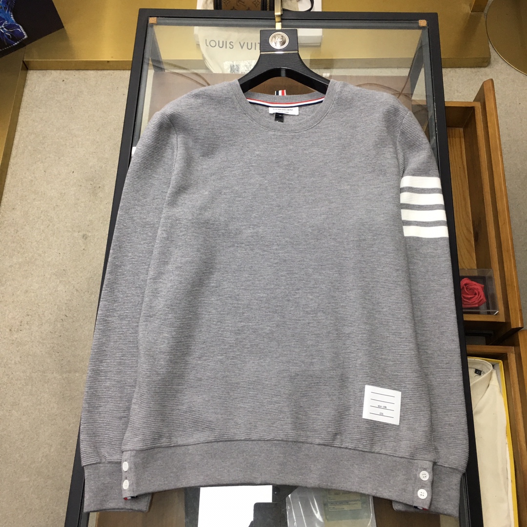 pullover
