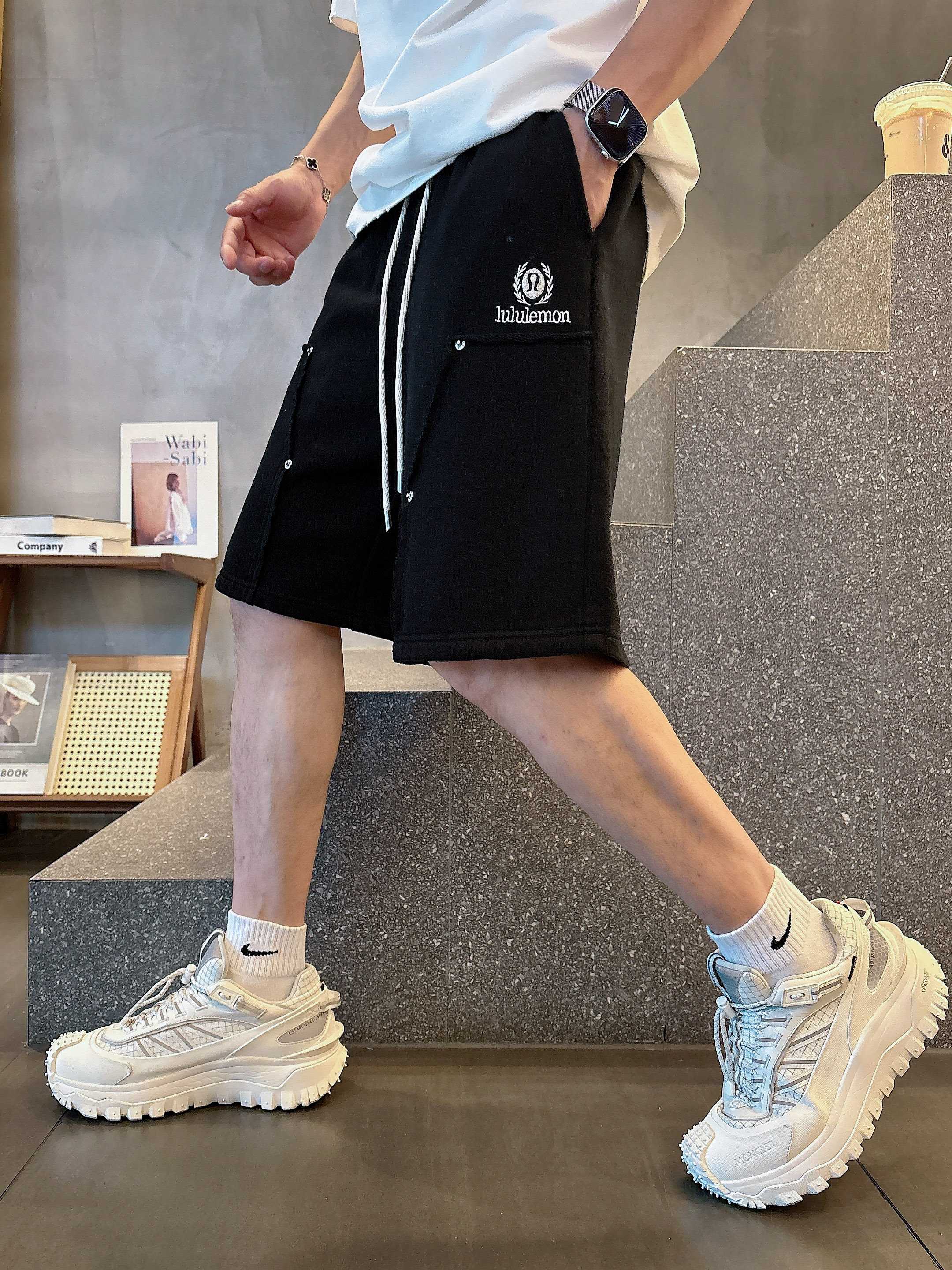 shorts Man