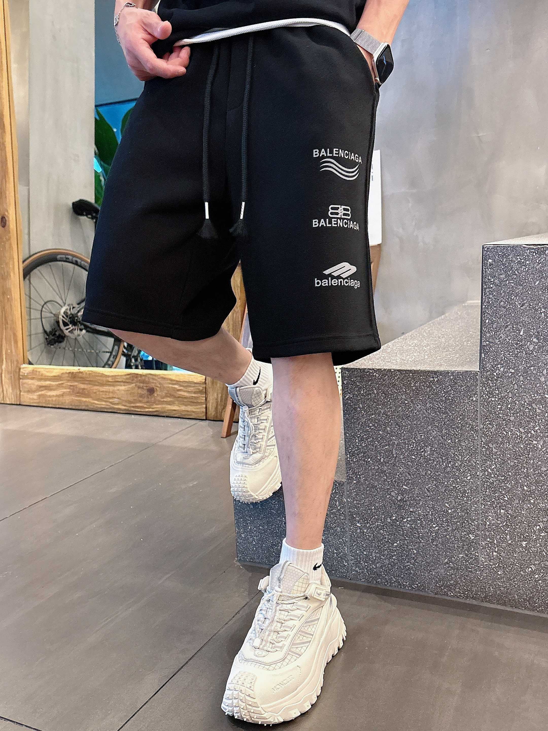shorts Man