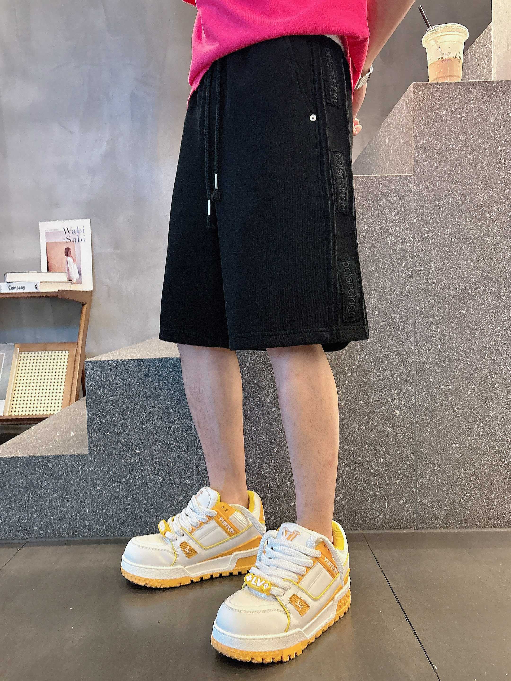 shorts Man