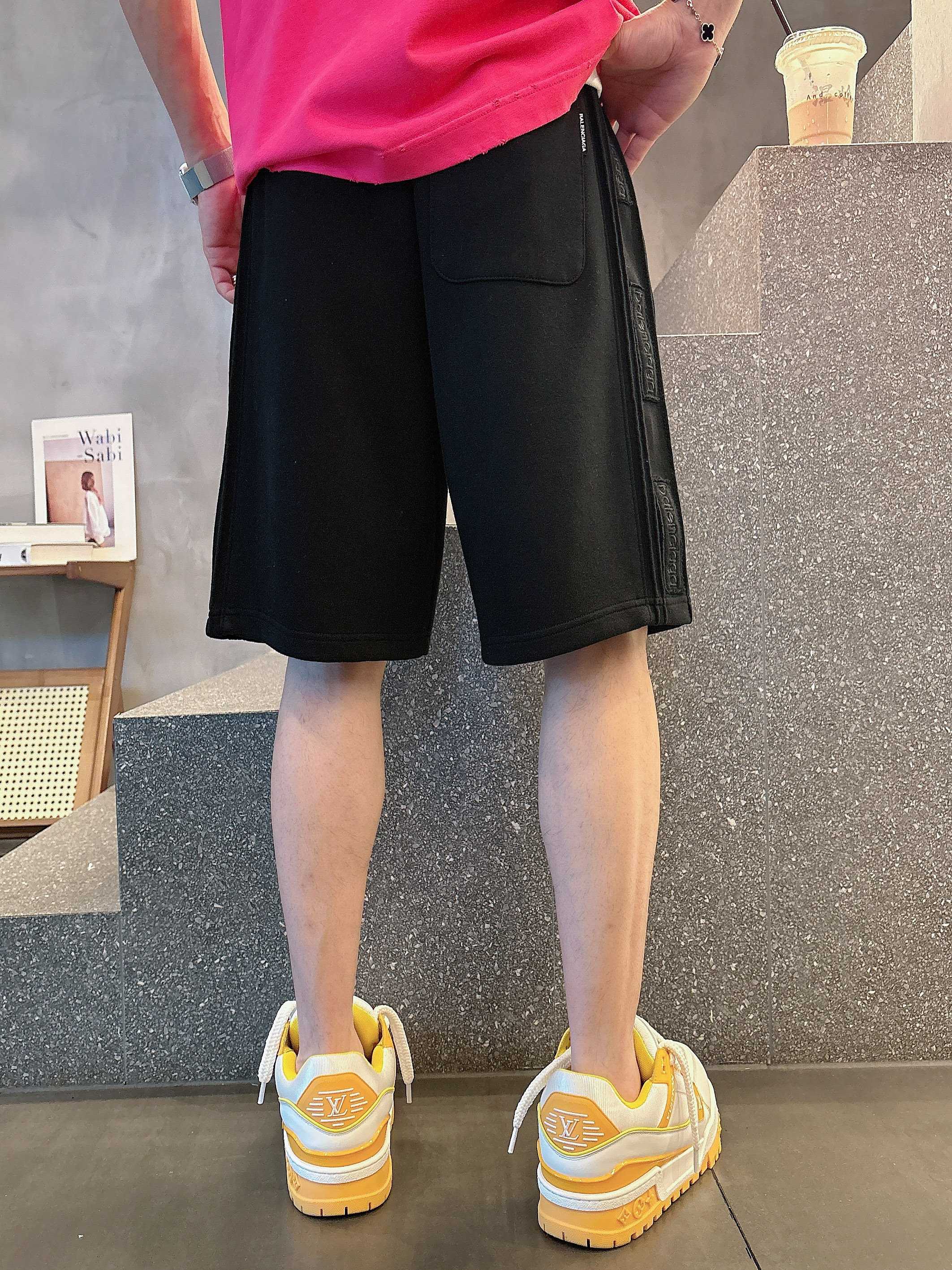 shorts Man