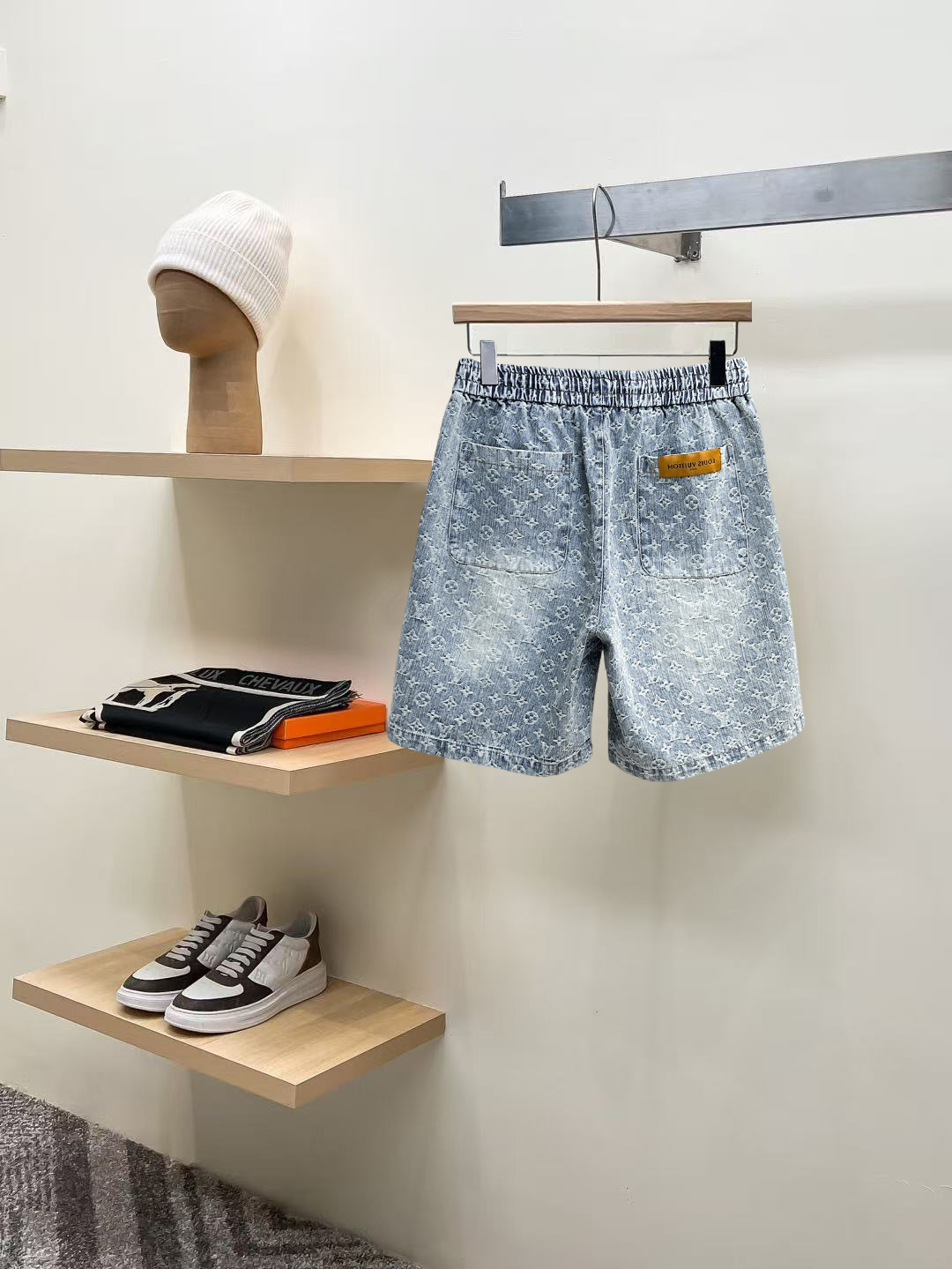 shorts Man