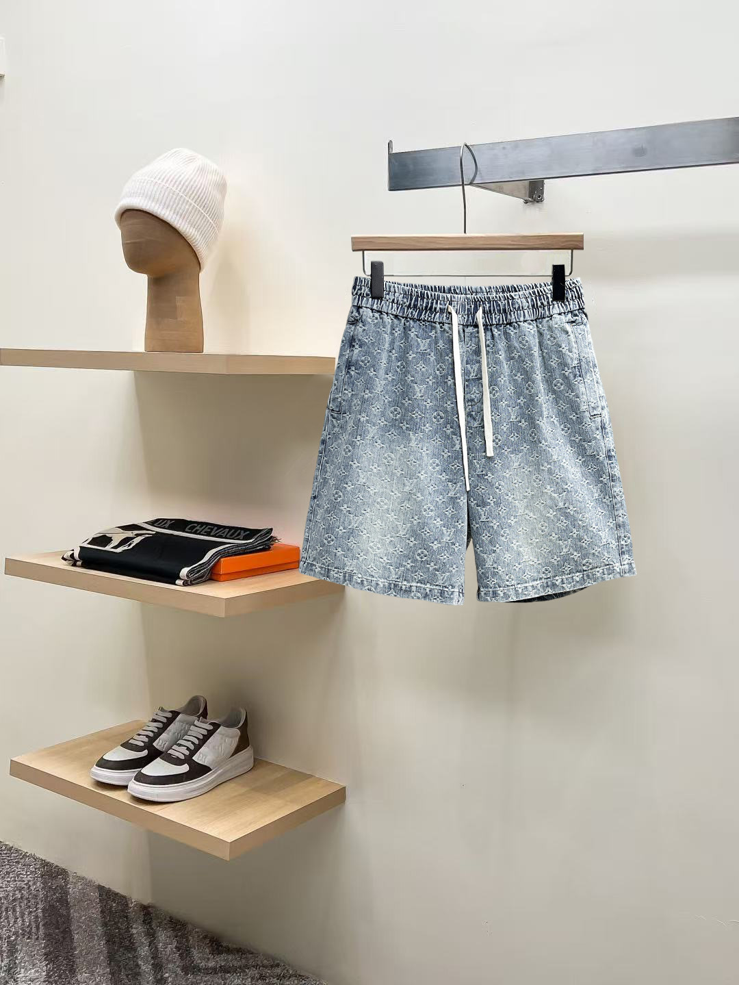 shorts Man