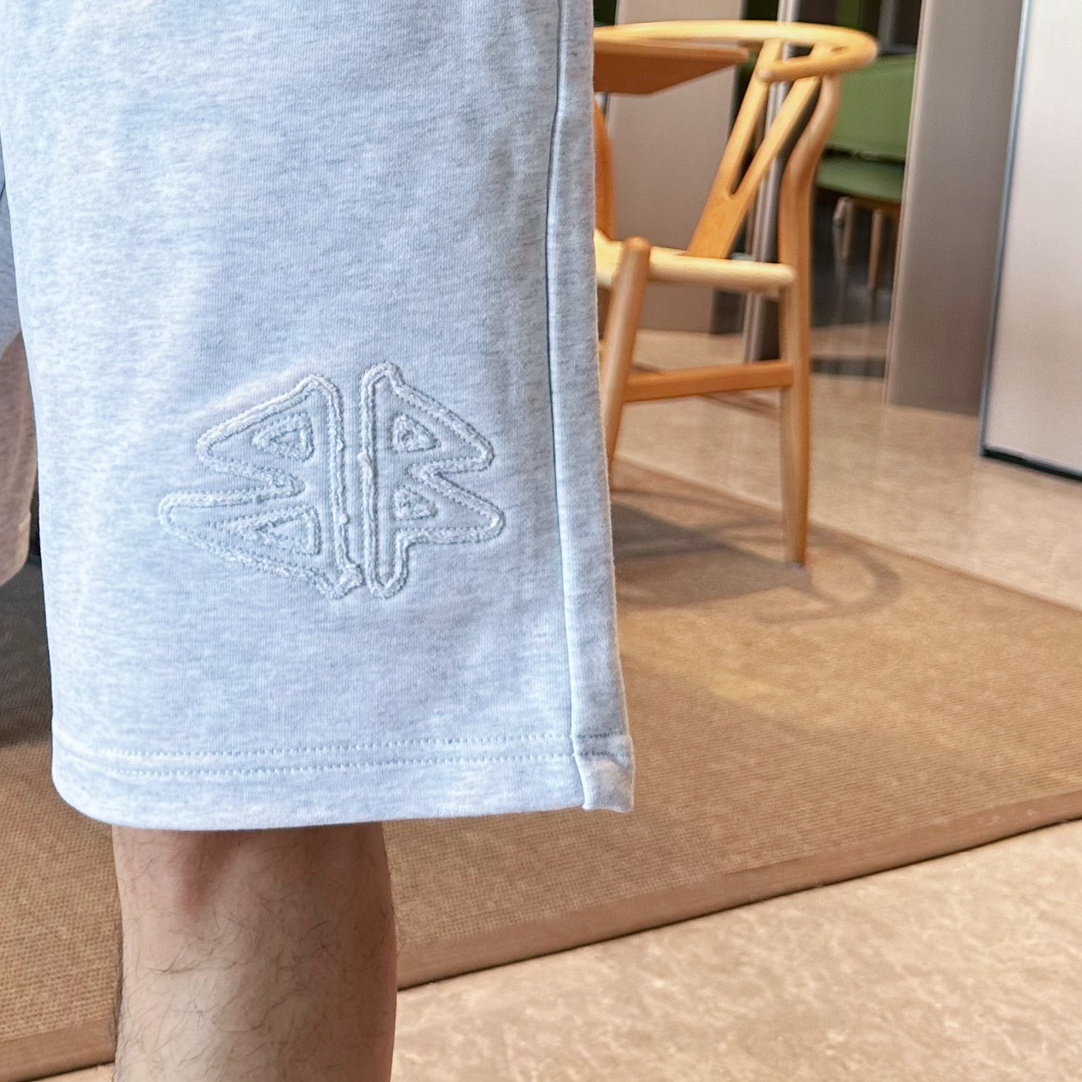 shorts Man