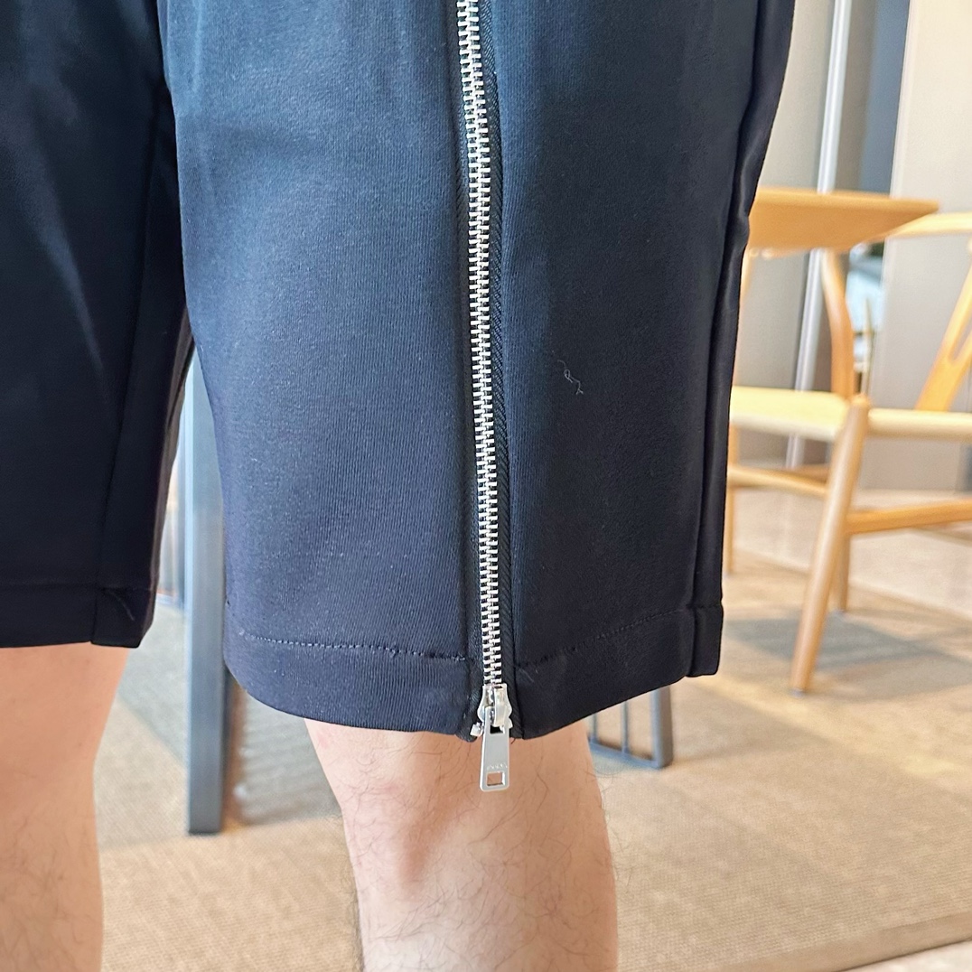 shorts Man