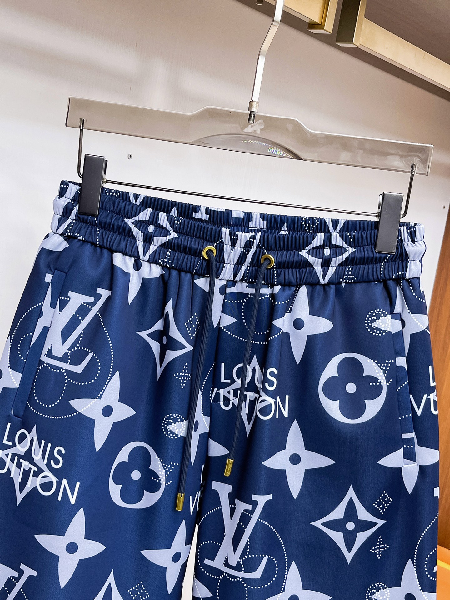shorts Man