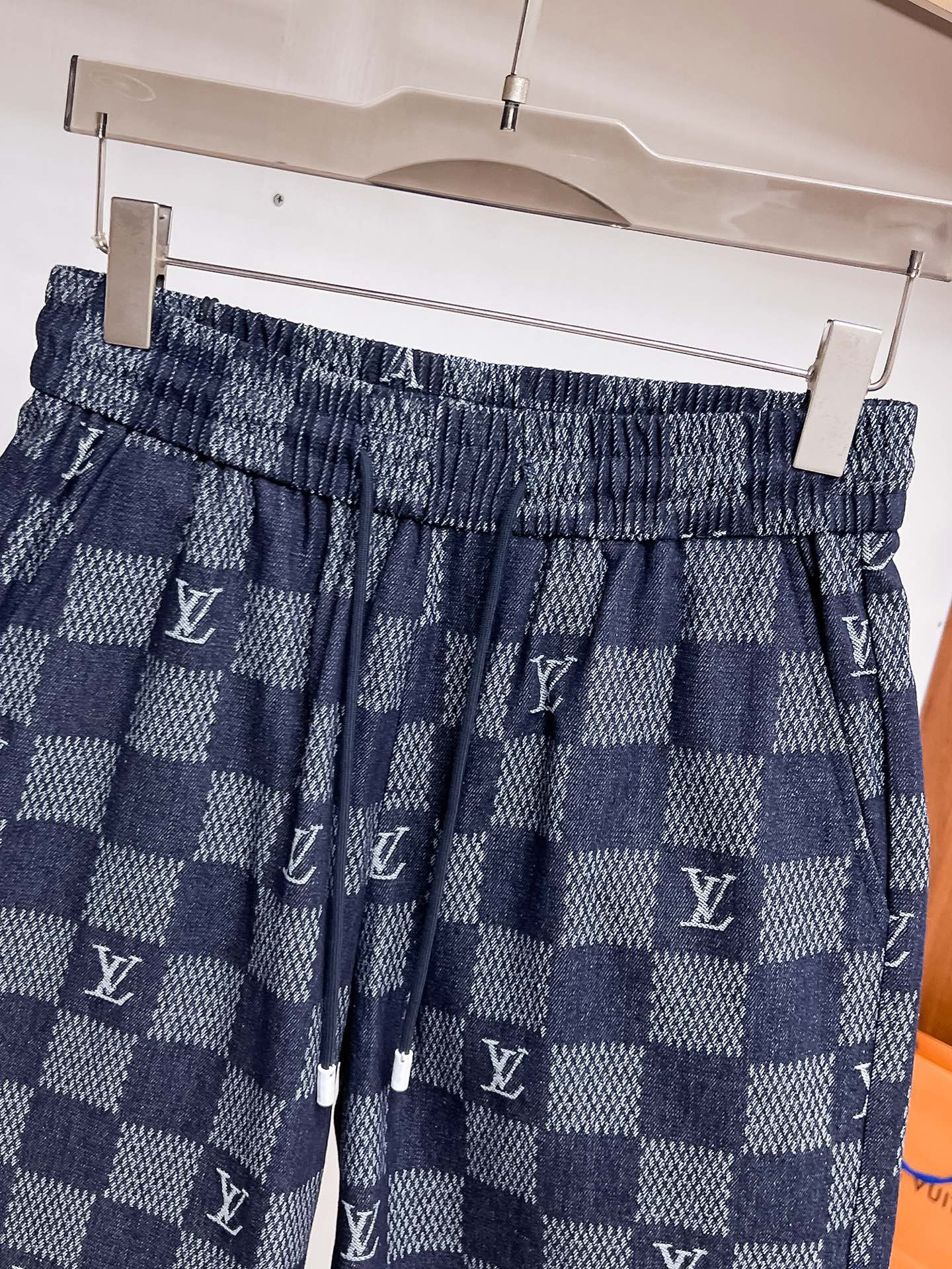 shorts Man