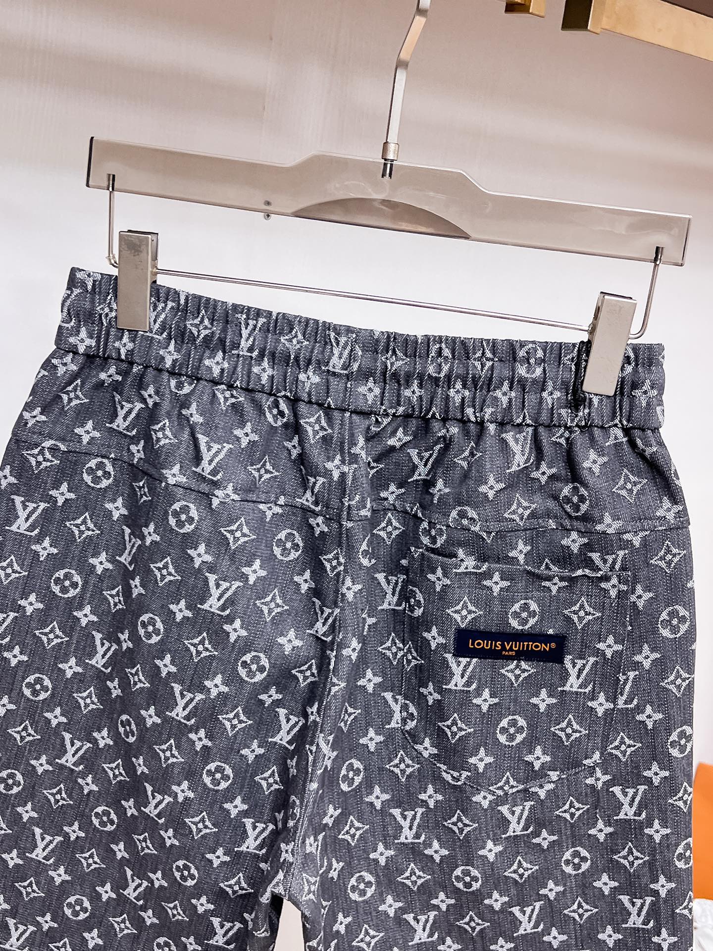 shorts Man