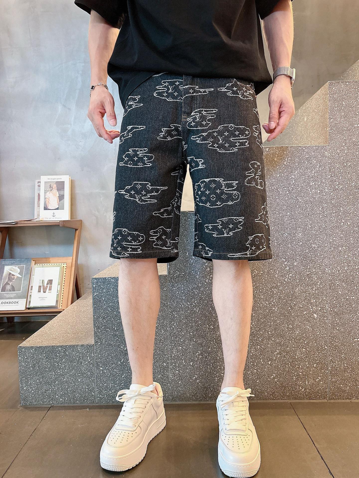 shorts Man